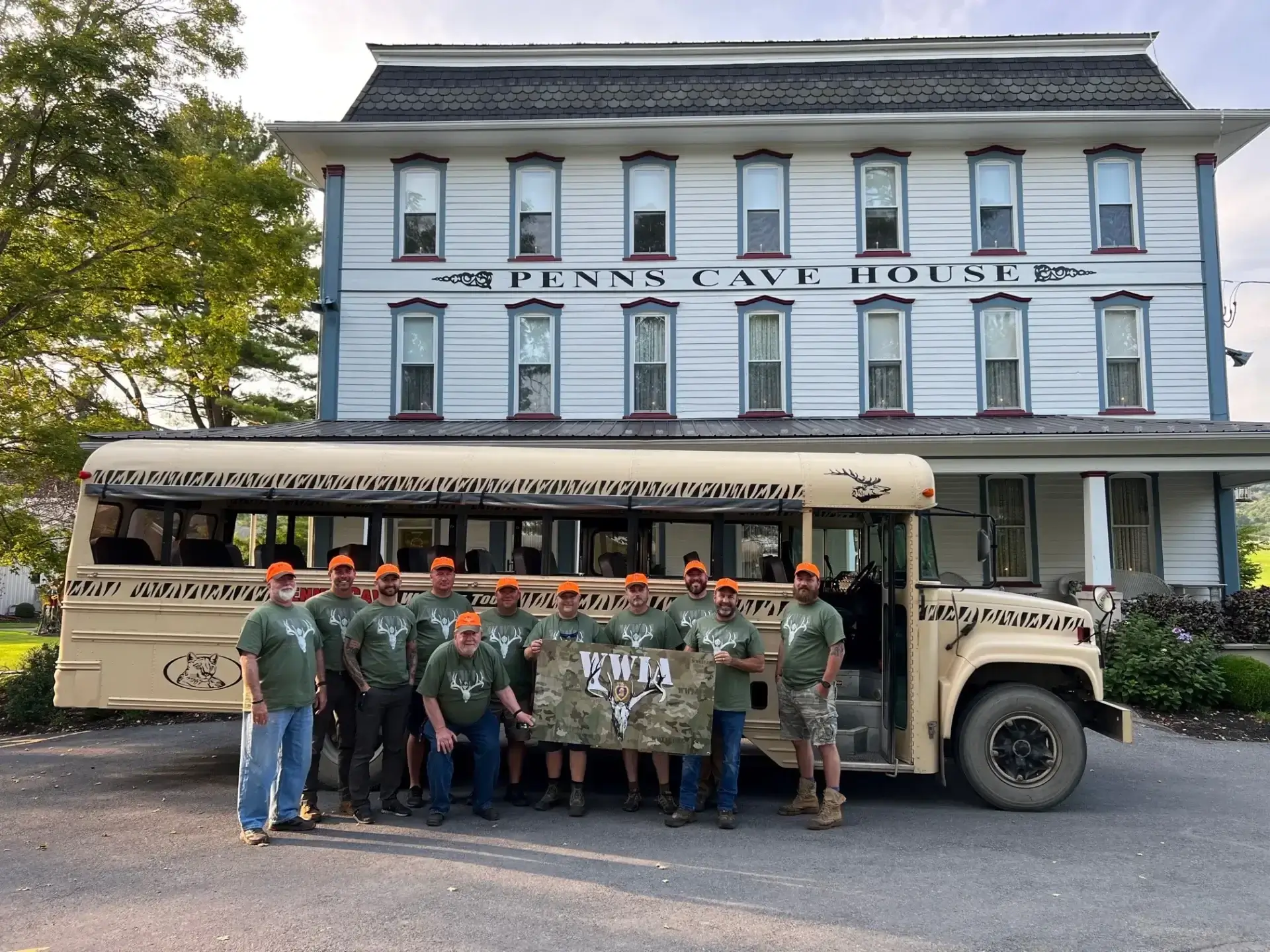 Group in front of Penns Cave House